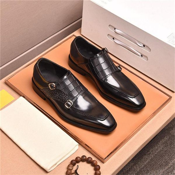 19ss italy oxford shoes men luxury brands mens patent leather black shoes mens pointed toe dress shoes classic derbies
19ss italy oxford shoes men luxury brands mens patent leather black shoes mens pointed toe dress shoes classic derbies