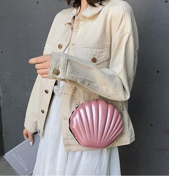 new fashion shell bag chain shoulder solid color handbags women small pvc crossbody bags
new fashion shell bag chain shoulder solid color handbags women small pvc crossbody bags