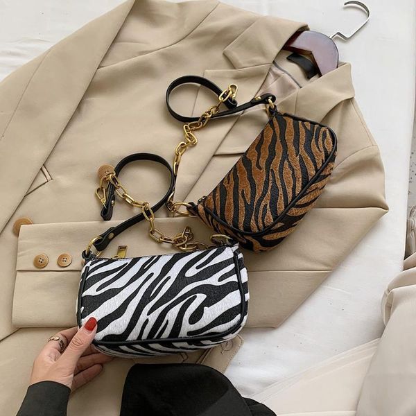 fashion animal zebra pattern women handbag totes autumn winter clutches purse lady chain travel street underarm shoulder bags
fashion animal zebra pattern women handbag totes autumn winter clutches purse lady chain travel street underarm shoulder bags