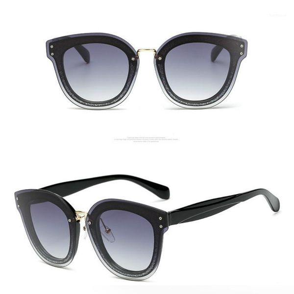 new round women sunglasses fashion ocean piece full frame sun glasses for woman sunshade mirror abay personality gradient oculos1, White;black
new round women sunglasses fashion ocean piece full frame sun glasses for woman sunshade mirror abay personality gradient oculos1, White;black