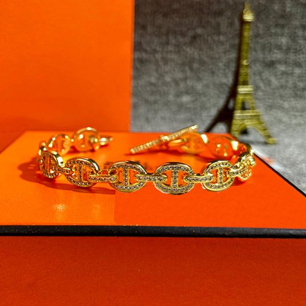 famous brand h buckle pig nose lady bracelet designer asian gold 925 silver bracelet hip hop style bracelet ladies jewelry original box, Black
famous brand h buckle pig nose lady bracelet designer asian gold 925 silver bracelet hip hop style bracelet ladies jewelry original box, Black