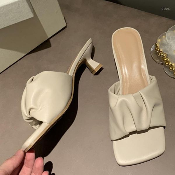 slippers 2021 design women elegant square toe thin high heels 4cm summer outdoor beach slides shoes1, Black
slippers 2021 design women elegant square toe thin high heels 4cm summer outdoor beach slides shoes1, Black