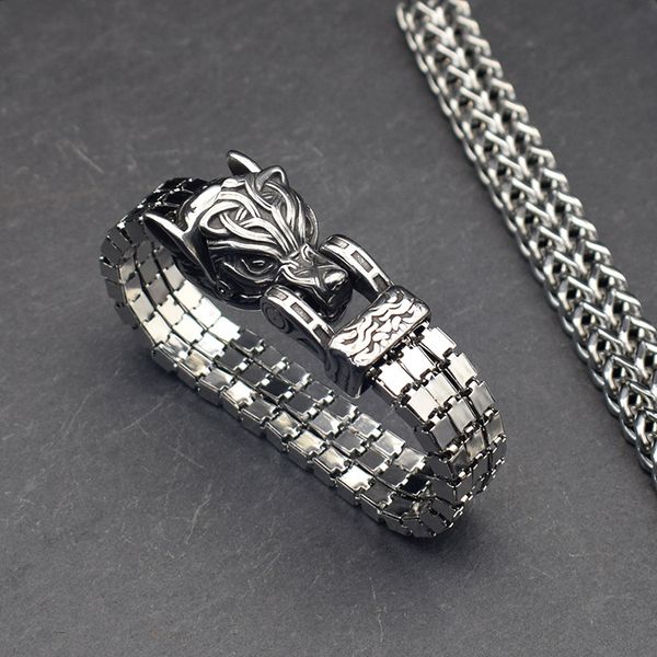 new european and american creative retro keel chain stainless steel casting rough men's titanium steels positive and negative bracelet, Golden;silver
new european and american creative retro keel chain stainless steel casting rough men's titanium steels positive and negative bracelet, Golden;silver