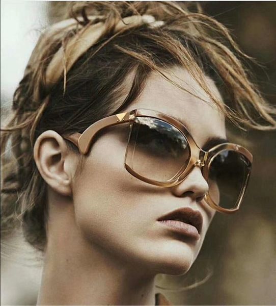 sunglasses arrival 2021 pc women brand designer wave legs individual large frame ladies trendy glasses 9055, White;black
sunglasses arrival 2021 pc women brand designer wave legs individual large frame ladies trendy glasses 9055, White;black