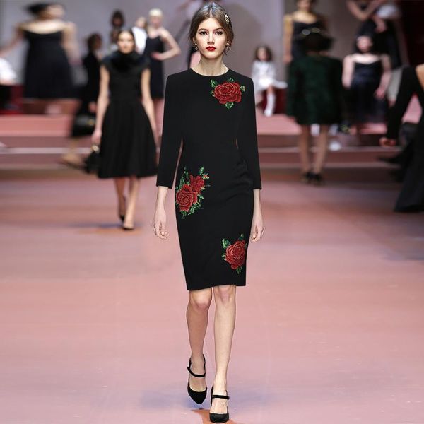 women's spring dress ladies dresses for women clothes 2021 brand runway black rose embroidery black vintage package hip dresses, Black;gray
women's spring dress ladies dresses for women clothes 2021 brand runway black rose embroidery black vintage package hip dresses, Black;gray