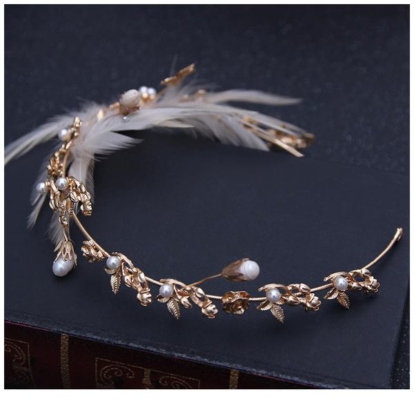 baroque vintage gold crystal tiaras crowns feather pearl flower headb rhinestone headpiece women bride wedding hair acc qylaaz
baroque vintage gold crystal tiaras crowns feather pearl flower headb rhinestone headpiece women bride wedding hair acc qylaaz
