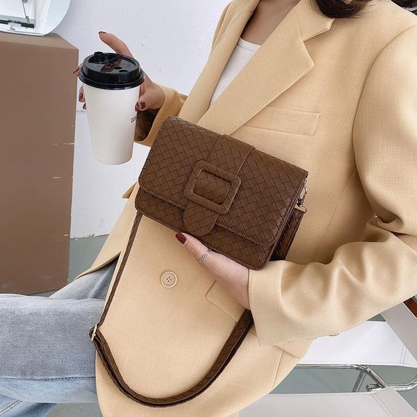 мода малой сумки crossbody женщины в 2020 нового woven pattern solid color lipstick сцепление пакет портмоне a885
мода малой сумки crossbody женщины в 2020 нового woven pattern solid color lipstick сцепление пакет портмоне a885