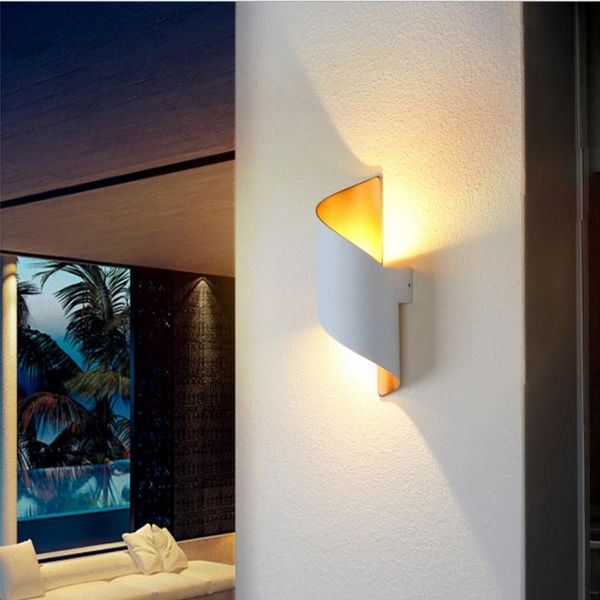wall lamp 10w led light indoor outdoor home decor up and down lights waterproof bedroom living room staircase background
wall lamp 10w led light indoor outdoor home decor up and down lights waterproof bedroom living room staircase background