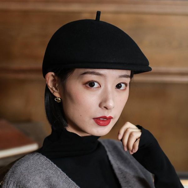 berets hat woman winter british literary wool beret autumn korean version of versatile tweed cap black, Blue;gray 
berets hat woman winter british literary wool beret autumn korean version of versatile tweed cap black, Blue;gray