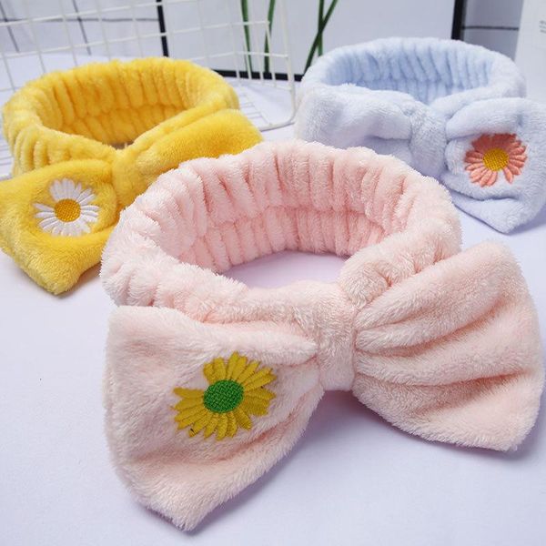 coral flower daisy bow hairbands soft velvet headband for women girls hair holder band turban fashion hair accessories wmtifa, Slivery;white
coral flower daisy bow hairbands soft velvet headband for women girls hair holder band turban fashion hair accessories wmtifa, Slivery;white
