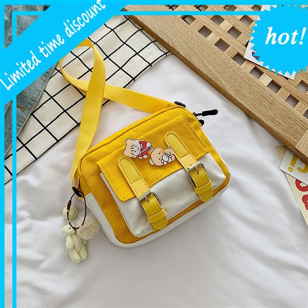 a new type of satchel for women
a new type of satchel for women