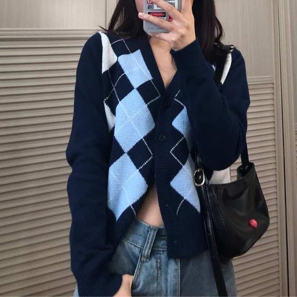 2020 new korean version of v-z-z-lingge long-sleeved short knitted ladies cardigan sweater outside the british wind, White
2020 new korean version of v-z-z-lingge long-sleeved short knitted ladies cardigan sweater outside the british wind, White