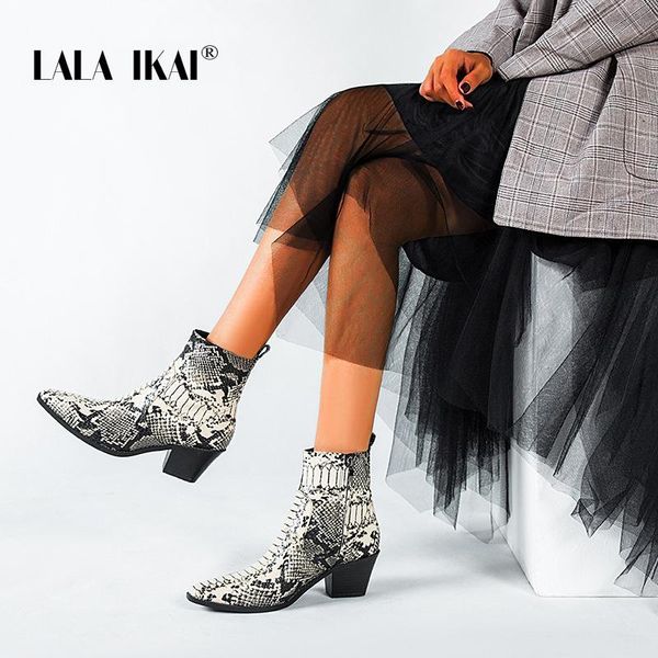 lala ikai women office ankle boot square heels serpentine mid heel boots pu leather waterproof pointed toe shoes c5742-4, Black
lala ikai women office ankle boot square heels serpentine mid heel boots pu leather waterproof pointed toe shoes c5742-4, Black