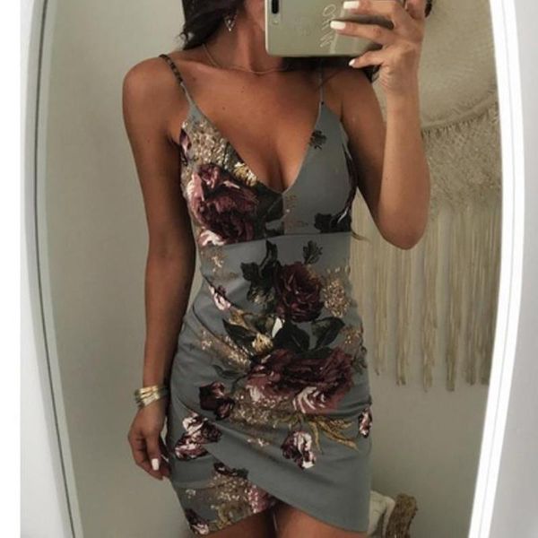 new fashion women strappy backless v neck bodycon slim dress floral party cocktail clubwear mini dress casual summer dress, Black;gray
new fashion women strappy backless v neck bodycon slim dress floral party cocktail clubwear mini dress casual summer dress, Black;gray