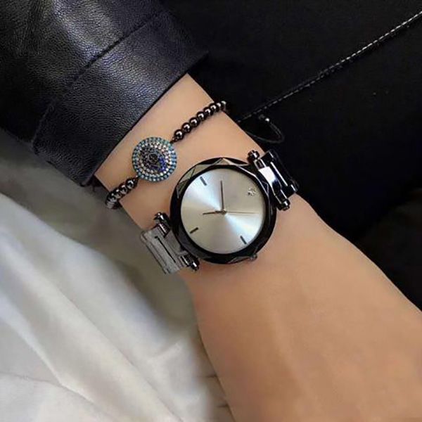 2020 new fashion stainless steel waterproof gift clock brand women's dress watch stainless steel quartz drill watch wholesale, Slivery;brown
2020 new fashion stainless steel waterproof gift clock brand women's dress watch stainless steel quartz drill watch wholesale, Slivery;brown