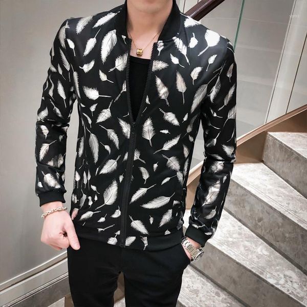 feather print sunscreen night clothes hairstyle division jacket sociology coat 2020 summer man chaqueta hombre sunscreen clothes1, Black;brown
feather print sunscreen night clothes hairstyle division jacket sociology coat 2020 summer man chaqueta hombre sunscreen clothes1, Black;brown