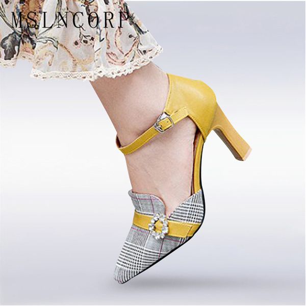 plus size 34-46 fashion women pumps sandals jacquard fabric plaid high heel summer pointed toe shoes casual party buckle y200623, Black
plus size 34-46 fashion women pumps sandals jacquard fabric plaid high heel summer pointed toe shoes casual party buckle y200623, Black