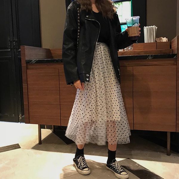 skirts women casual skirt autumn fashion korean style vinatge polk dot high waist elastic a-line mesh 2021, Black
skirts women casual skirt autumn fashion korean style vinatge polk dot high waist elastic a-line mesh 2021, Black