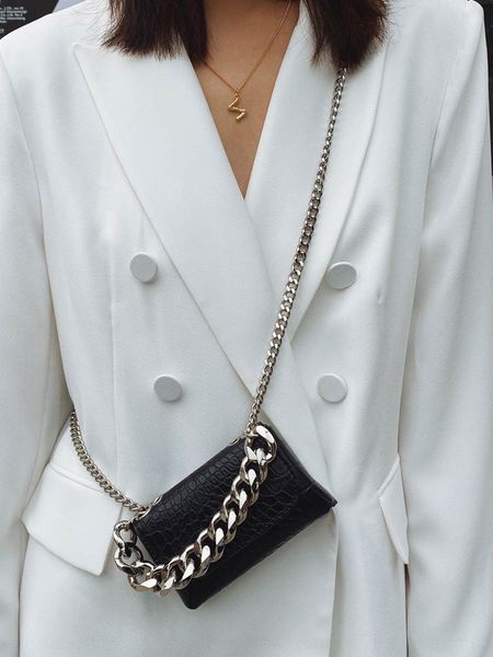 black fashion cool thick chain straddle small square running small square bag women's ins stone pattern women's new waist bag ne7o
black fashion cool thick chain straddle small square running small square bag women's ins stone pattern women's new waist bag ne7o
