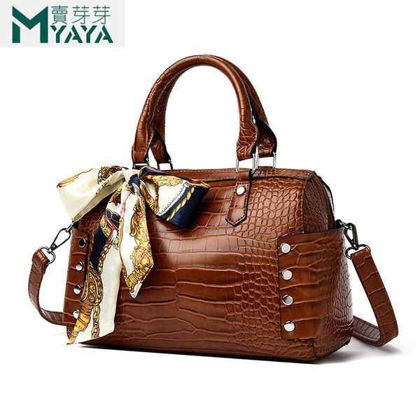 maiyaya new crocodile pattern women bag handbags retro rivet women messenger bags vintage scarf shoulder bags ladies sac a main
maiyaya new crocodile pattern women bag handbags retro rivet women messenger bags vintage scarf shoulder bags ladies sac a main
