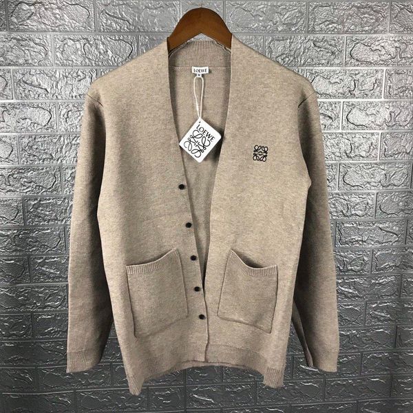 20fw new arrival mens womens designer cardigan sweater hoodie sweatshirt cotton pullover loes streetwear winter clothes, Black;brown
20fw new arrival mens womens designer cardigan sweater hoodie sweatshirt cotton pullover loes streetwear winter clothes, Black;brown