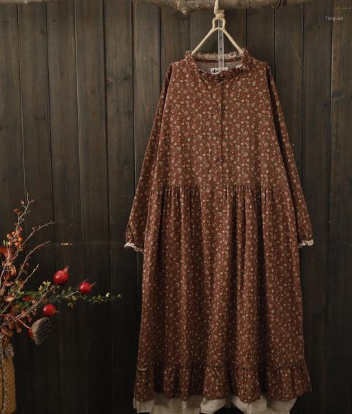 2020 early autumn new artistic retro fresh sweet fashion all-match floral lace collar long-sleeved dress 73761, Black;gray 
2020 early autumn new artistic retro fresh sweet fashion all-match floral lace collar long-sleeved dress 73761, Black;gray