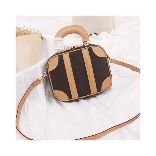 crossbody single shoulder bags handbags 2021 mini luggage vintage classic women canvas aged vvn real leather lady purse
crossbody single shoulder bags handbags 2021 mini luggage vintage classic women canvas aged vvn real leather lady purse