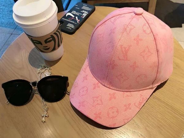 2020new styleeuropean and american grade baseball cap fashion sun new style outdoor hat high quality
2020new styleeuropean and american grade baseball cap fashion sun new style outdoor hat high quality