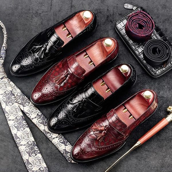popular men pointed toe genuine leather handmade carved brogue shoes male tassel leather slip on moccasins ing, Black
popular men pointed toe genuine leather handmade carved brogue shoes male tassel leather slip on moccasins ing, Black