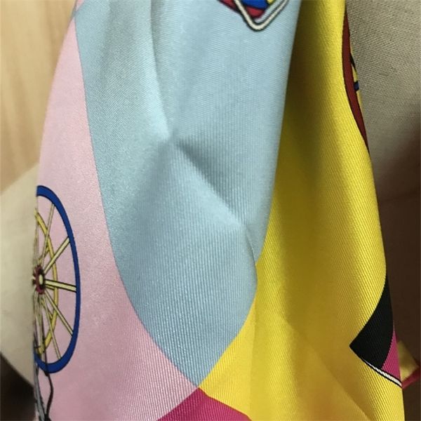 new arrival fashion brand classic colorful 100% silk scarf 90*90 cm square shawl twill wrap for women lady y201007, Blue;gray
new arrival fashion brand classic colorful 100% silk scarf 90*90 cm square shawl twill wrap for women lady y201007, Blue;gray