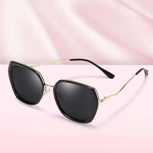 sunglasses women polarized ladies gradient lens square sun glasses outdoor oculos lunette de soleil femme uv4001, White;black
sunglasses women polarized ladies gradient lens square sun glasses outdoor oculos lunette de soleil femme uv4001, White;black