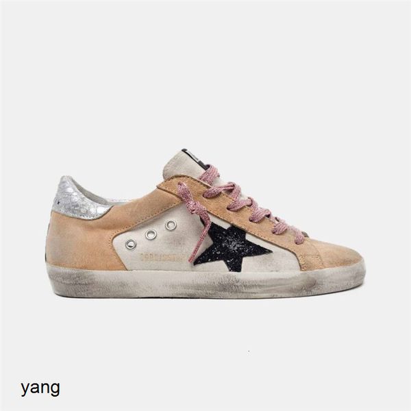 autumn winter new velour stitching old small dirty men's and women's casual board shoes silver tail
autumn winter new velour stitching old small dirty men's and women's casual board shoes silver tail