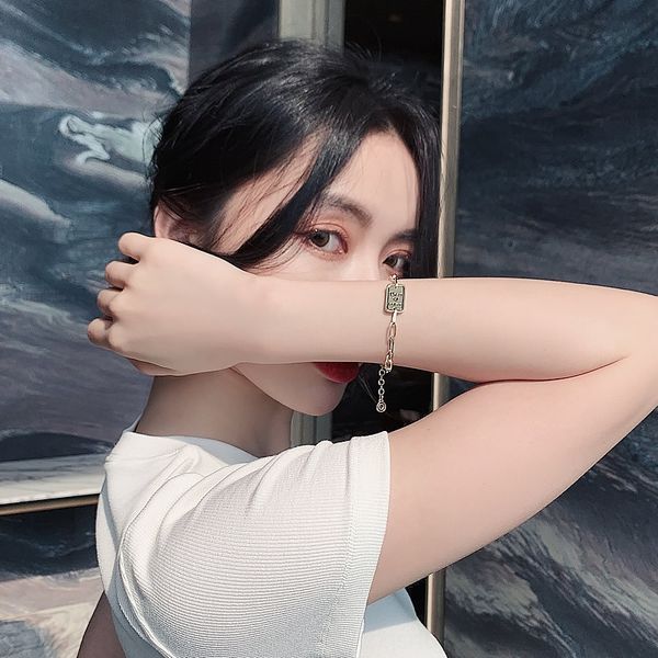 electroplating 18k gold female gold punk personality chaoren square brand bracelet chain bracelet minority design o4yti, Golden;silver
electroplating 18k gold female gold punk personality chaoren square brand bracelet chain bracelet minority design o4yti, Golden;silver