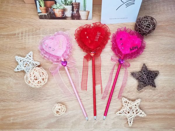 new plush double-sided peach heart ballpoint pen valentine day special gift for girlfriend romantic fashion school office stationery
new plush double-sided peach heart ballpoint pen valentine day special gift for girlfriend romantic fashion school office stationery