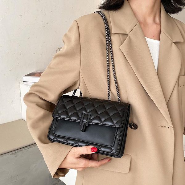 diamond lattice small bag for women's 2020 new fashion chain crossbody simple single shoulder phone packet b326
diamond lattice small bag for women's 2020 new fashion chain crossbody simple single shoulder phone packet b326