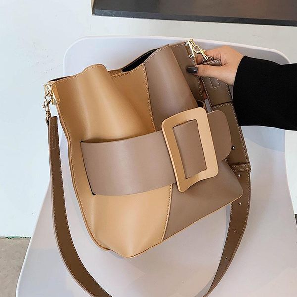 patchwork women bucket shoulder bag large capacity pu leather lady purse adn handbag luxury designer broad strap crossbody bags
patchwork women bucket shoulder bag large capacity pu leather lady purse adn handbag luxury designer broad strap crossbody bags