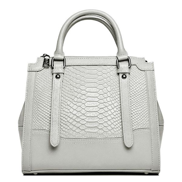 leisure style women's handbag large capacity crocodile pattern commuter bag solid color versatile shoulder bag work handbag
leisure style women's handbag large capacity crocodile pattern commuter bag solid color versatile shoulder bag work handbag