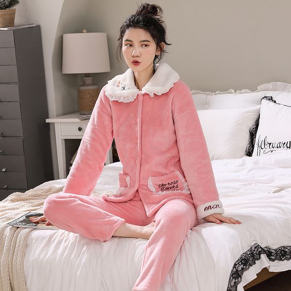 2021 new women autumn winter flannel pajamas set thick style sleepwear buttons female down collar solid homewear yxt2, Black;red
2021 new women autumn winter flannel pajamas set thick style sleepwear buttons female down collar solid homewear yxt2, Black;red