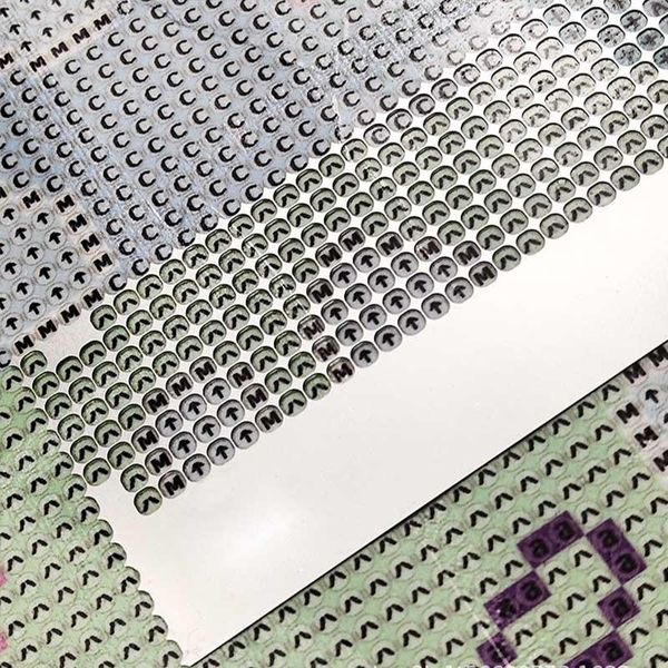 1pc stainless steel portable diamond painting auxiliary ruler 13/17cm dot drill tool mesh ruler diamond embroidery drawing
1pc stainless steel portable diamond painting auxiliary ruler 13/17cm dot drill tool mesh ruler diamond embroidery drawing