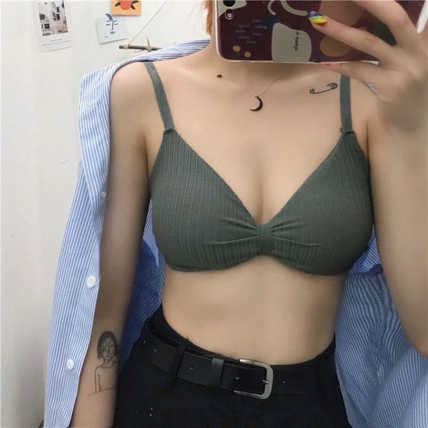 explosion-threaded cotton without steel rim bra sling comfortable underwear female adjustable shoulder strap lingerie, Red;black
explosion-threaded cotton without steel rim bra sling comfortable underwear female adjustable shoulder strap lingerie, Red;black
