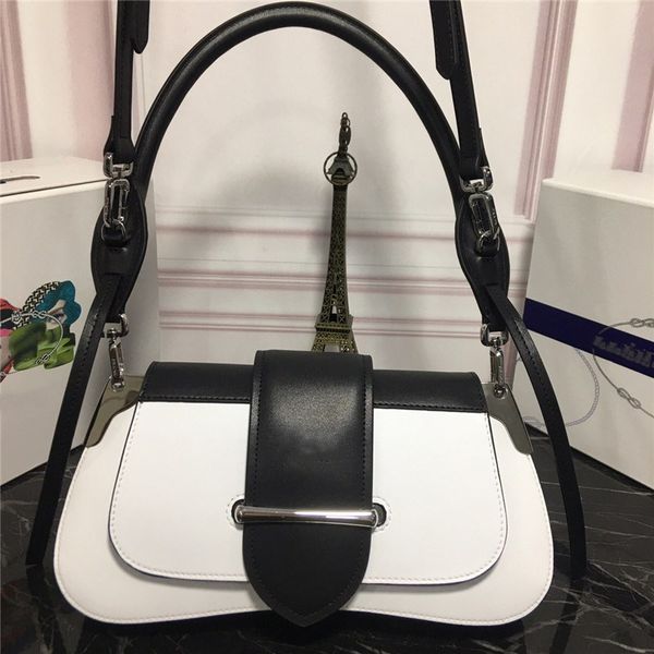 original style 2020 new high-quality leather buckle handbag woman fashion retro saddle bag color matching single shoulder messenger bag
original style 2020 new high-quality leather buckle handbag woman fashion retro saddle bag color matching single shoulder messenger bag