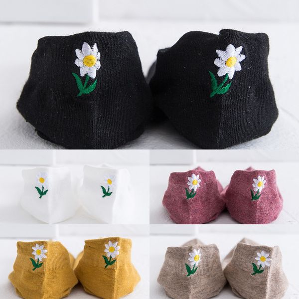spring and summer 2020 new stereo boat small daisy socks children's heel embroidered boat socks bvuvu, Black
spring and summer 2020 new stereo boat small daisy socks children's heel embroidered boat socks bvuvu, Black