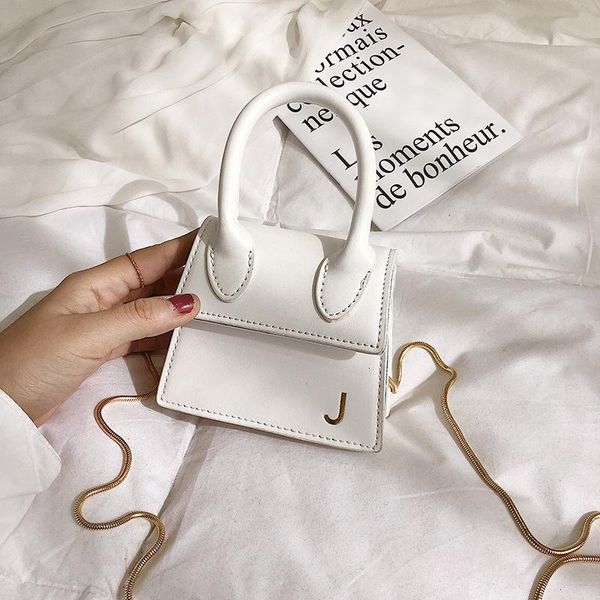 women bag shell shape handbag with shoulder strap lady handbag women's messenger bag femme small flap sac
women bag shell shape handbag with shoulder strap lady handbag women's messenger bag femme small flap sac