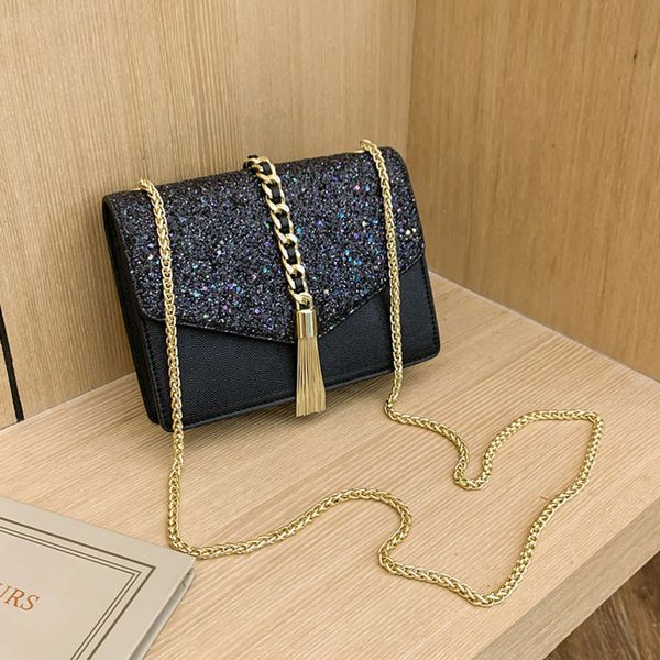 luxurys designers new tassel small in autumn 2021 fashion chain one shoulder slant cross net red women's bag
luxurys designers new tassel small in autumn 2021 fashion chain one shoulder slant cross net red women's bag