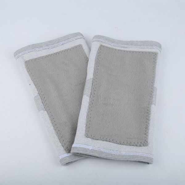1 pair outdoor sports knee pad comfortable soft kneecap keep warm kneelet running knee pad for men (grey, size, Black;gray
1 pair outdoor sports knee pad comfortable soft kneecap keep warm kneelet running knee pad for men (grey, size, Black;gray