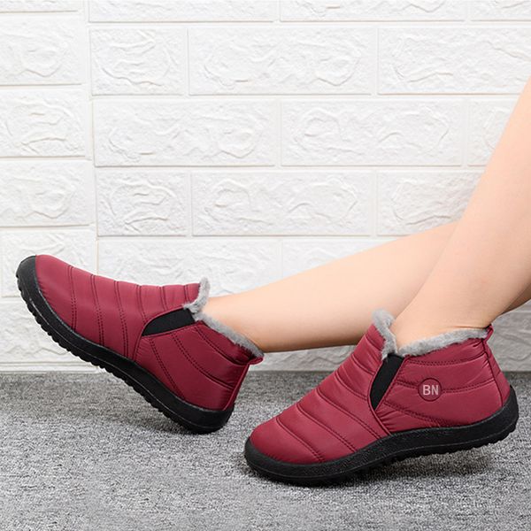 snow boots women shoes warm plush fur ankle boots winter female slip on flat casual shoes waterproof ultralight footwear 2020 1026, Black