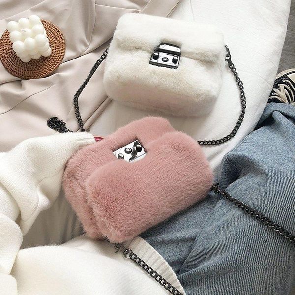 winter new fashion shoulder bag female solid female bag chain large plush winter handbag messenger soft warm fur black
winter new fashion shoulder bag female solid female bag chain large plush winter handbag messenger soft warm fur black