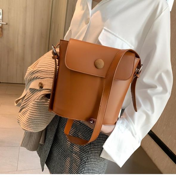 shoulder bags 2021 fashion women handbag pu leather brand designer ladies casual sac a main
shoulder bags 2021 fashion women handbag pu leather brand designer ladies casual sac a main