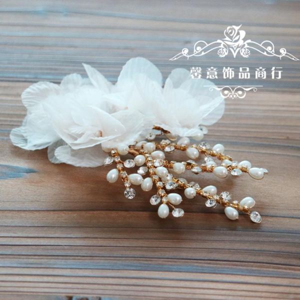 1pc/lot wedding bridal lace flower hairgrip tiara hairclip barrettes charming elegance rhinestones women's headdress accessories, Golden;silver
1pc/lot wedding bridal lace flower hairgrip tiara hairclip barrettes charming elegance rhinestones women's headdress accessories, Golden;silver