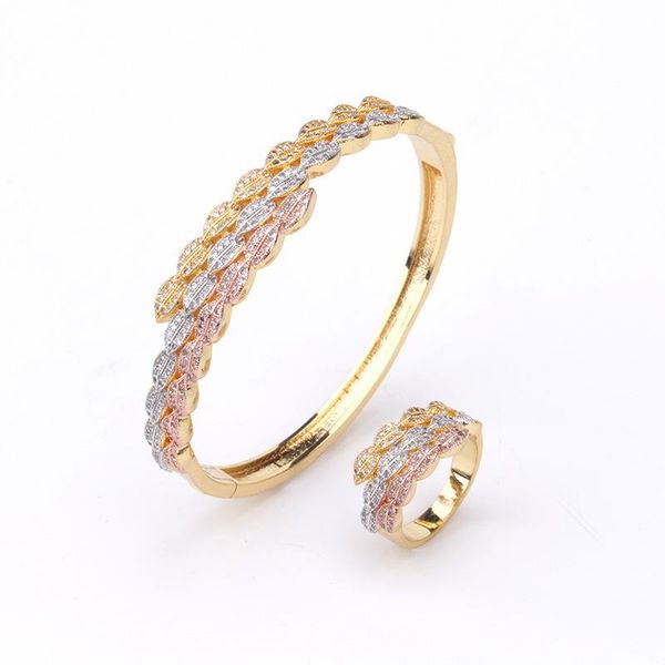 2021 copper crystal leaves ladies bangles and ring cubic zircon for ladies, Black
2021 copper crystal leaves ladies bangles and ring cubic zircon for ladies, Black